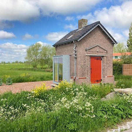 Tiny House Van Hoogspanning Naar Ontspanning Wirdum Eksteriør billede
